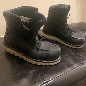 Red wings women’s boots